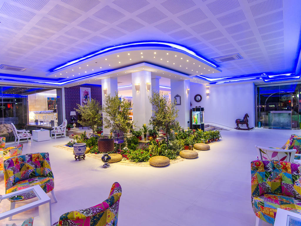 Phoenicia Luxury Hotel Navodari Exterior photo