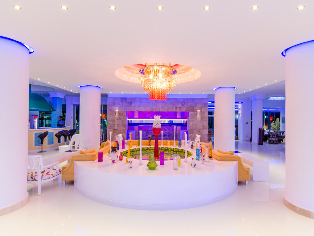 Phoenicia Luxury Hotel Mamaia Exterior photo