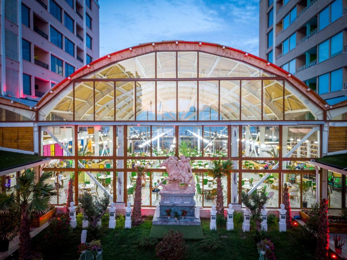 Phoenicia Luxury Hotel Mamaia Exterior photo